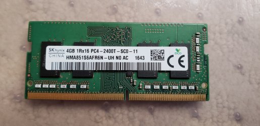 SK Hynix 4GB DDR4-2400T HMA851S6AFR6N-UH NO AC 1643.jpg SK Hynix 4GB DDR4-2400T HMA851S6AFR6N-UH NO AC 1643.jpg